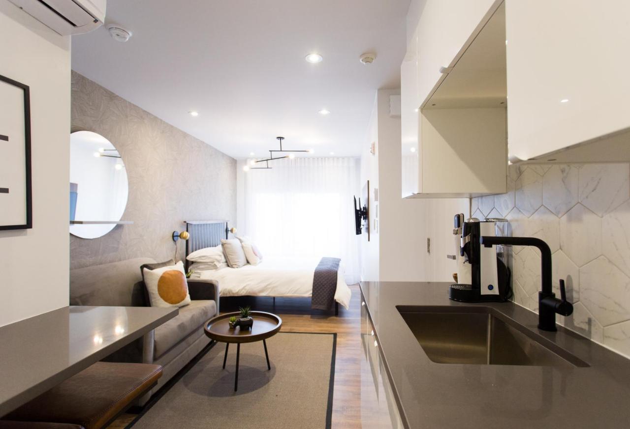 Blue Oasis Studio With Full Kitchen And Bath By Den Stays Montréal Dış mekan fotoğraf